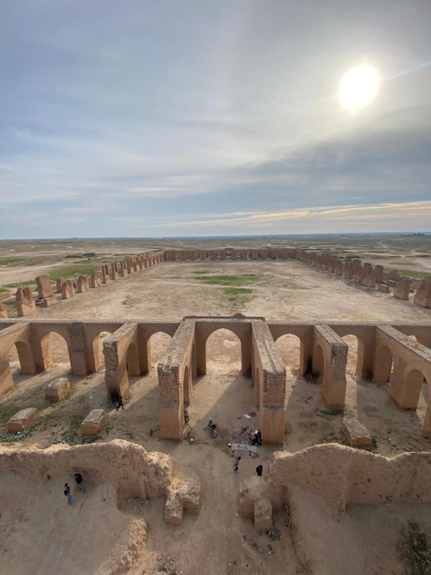 Dijlat Al Khair Hotel فندق دجلة الخير แบกแดด ภายนอก รูปภาพ