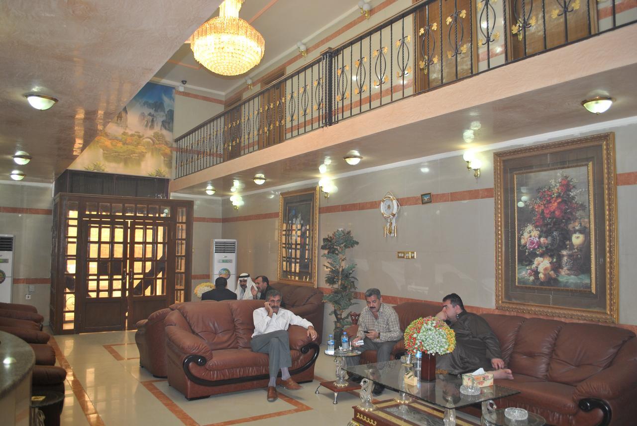 Dijlat Al Khair Hotel فندق دجلة الخير แบกแดด ภายนอก รูปภาพ
