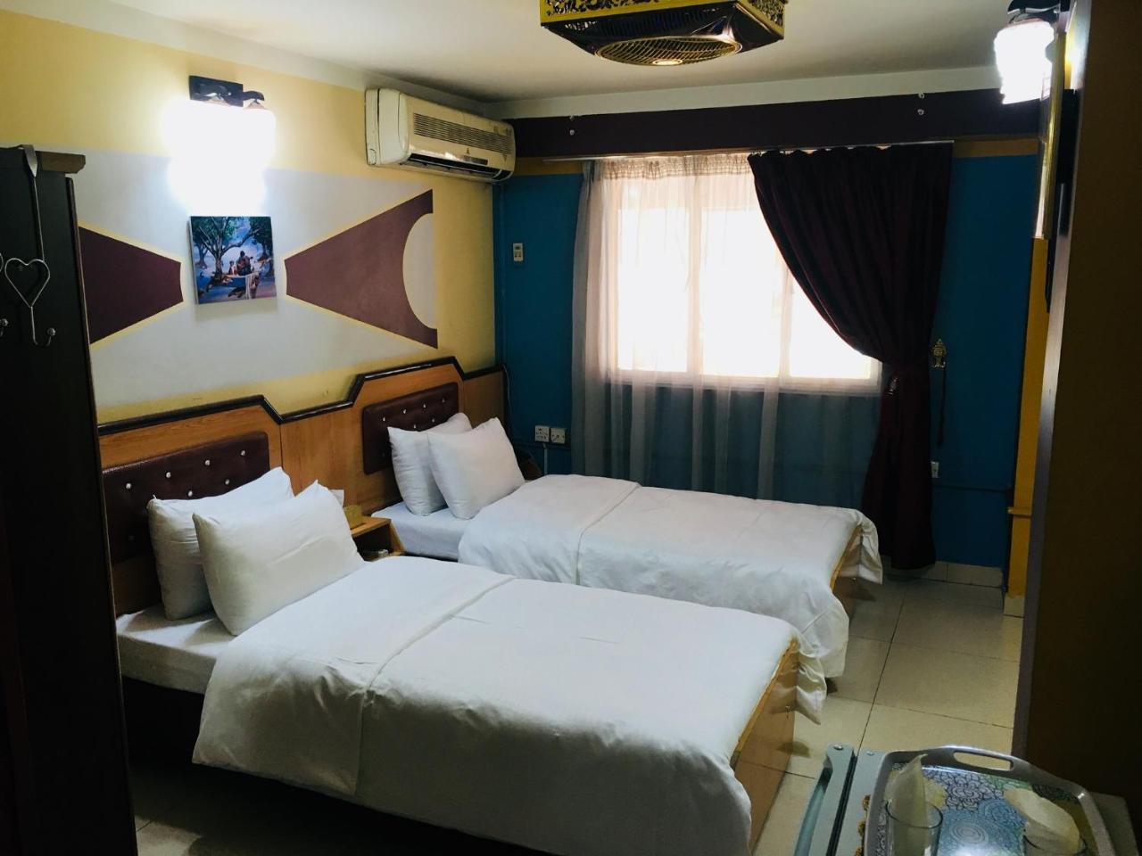 Dijlat Al Khair Hotel فندق دجلة الخير แบกแดด ภายนอก รูปภาพ